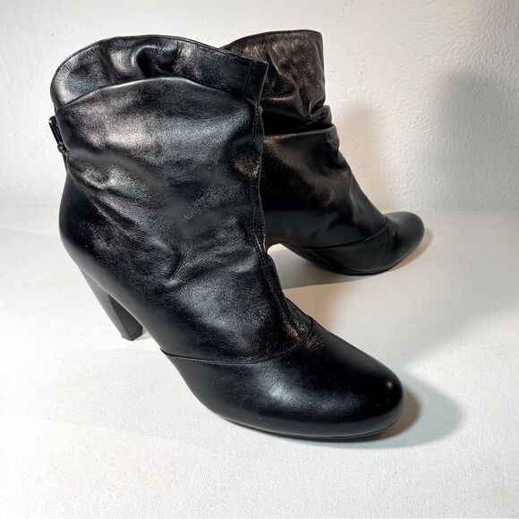 BCBGeneration black leather merri heeled boot 9.5 - Picture 1 of 10